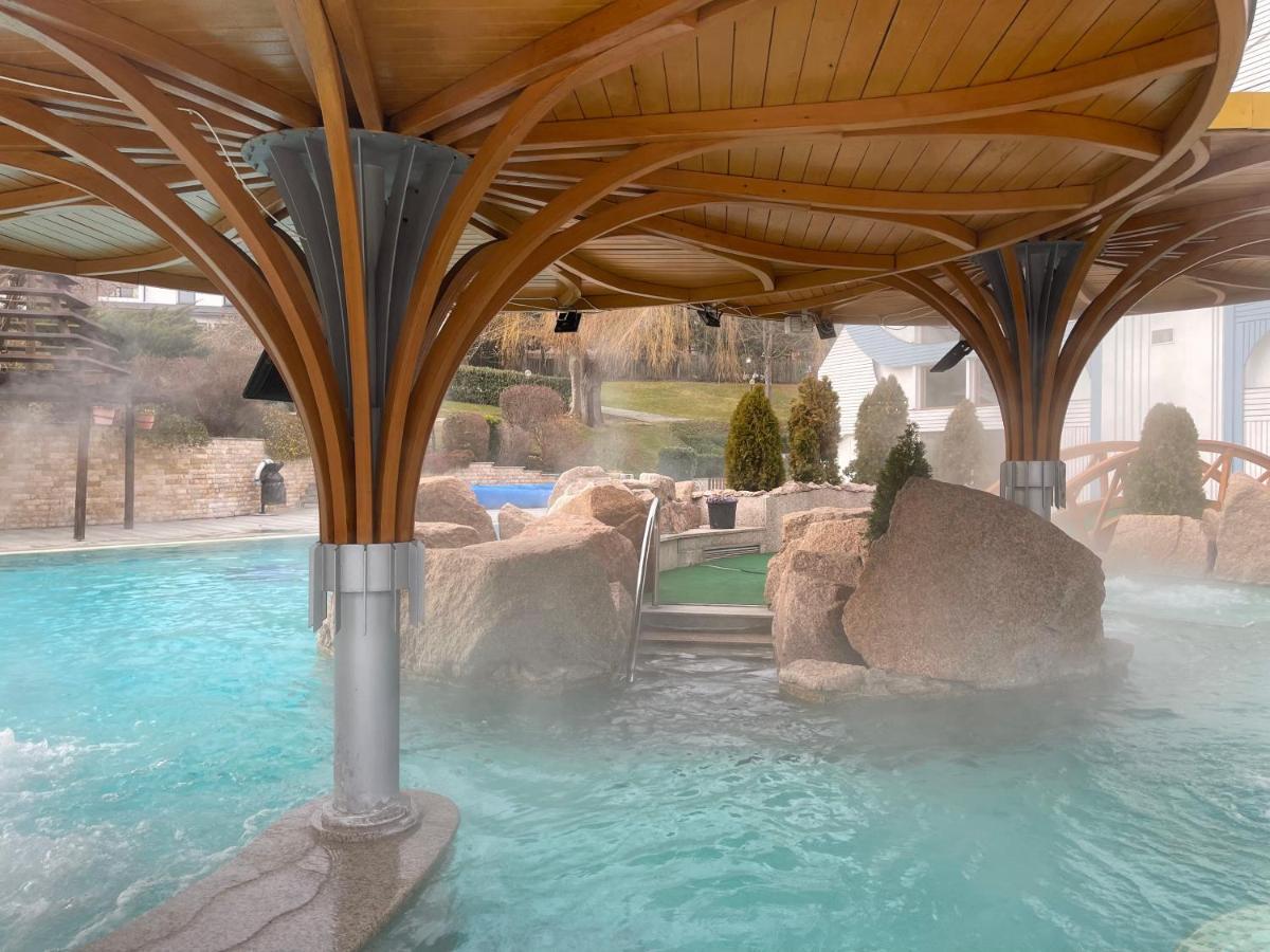 Spa Residence Carbona Royal Suites 1.11 Hévíz Εξωτερικό φωτογραφία
